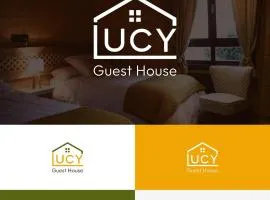 LUCY B&B