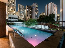 Rosemari's Apartments Sao Joao，位于圣保罗塞古罗港剧院附近的酒店