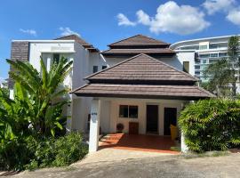 Seaview Prima Villa Karon beach，位于Ban Karon的宠物友好酒店