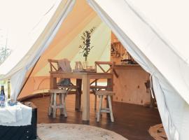 Smuk Grutte Bell Tent，位于Echtenerbrug的豪华帐篷