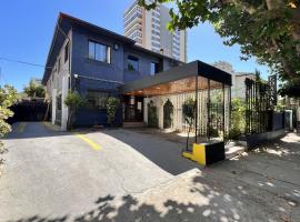 VOY Hostales - 4 Norte，位于维纳德马的酒店