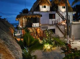 Casa Mate BeachFront HOUSES El Cuyo，位于埃尔库约的酒店