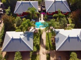 Bon Amour Punta del Diablo，位于德尔迪阿布罗角的带停车场的酒店