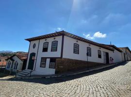 A Casa do Passo，位于马里亚纳的酒店