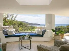 Panoramic Ocean Views and Short Walk To Beach