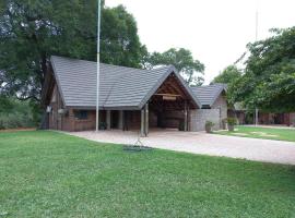 Hoedspruit River Lodge，位于侯斯普瑞特的山林小屋