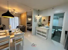 Palawan Secured & Cozy Apartment with Balcony near PPC Airport at T2 2Fluorite