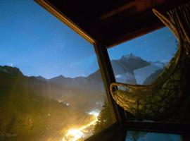 SKYLODGE 'il Rifugio dell'Anima'，位于Usseglio的山林小屋