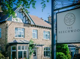 Beechwood Accommodation in North Leeds，位于利兹朗德海公园附近的酒店