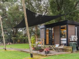 The Junction by Tiny Away，位于Yarra Junction的酒店