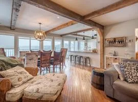 Breathtaking Lake View With Spa Chalet 360