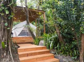 El Yunque Glamping Experience，位于Naguabo的酒店