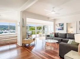 'Classic Cottage on the Bay' by Accom Holidays
