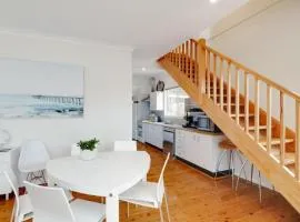 'Pretty Beach Bay Vista' by Accom Holidays