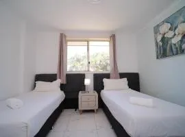 Golf Place Inn Wollongong
