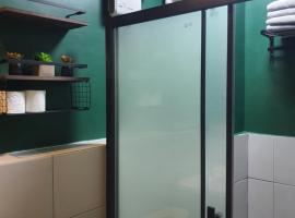 2BR condo at banilad cebu 650，位于曼达维市的酒店
