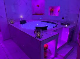 Suite romantique avec jaccuzy à la gare de Montpellier，位于蒙彼利埃的酒店