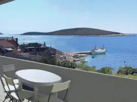 Vis Mirja Apartment 1