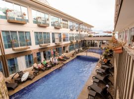 Beachfront Hotel Tramonto，位于雅科的酒店