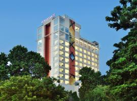 勒克瑙万丽酒店，位于勒克瑙勒克瑙乐趣共和国购物中心附近的酒店