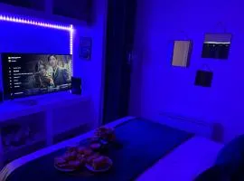 Appart' Studio cooconing - Champs Elysées - NETFLIX