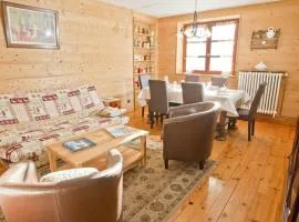 Appartement 3 pièces 6 pers avec parking, proche navette, St Chaffrey, jardin, Wi-Fi, 2 TV - FR-1-762-16