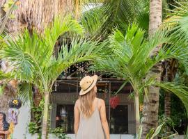 Sirenas Caribbean Rooms Holbox，位于奥尔沃克斯岛的酒店