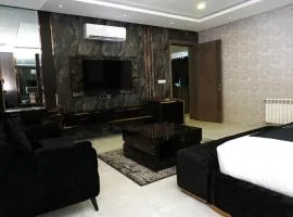 Hotel Oasis by Signature