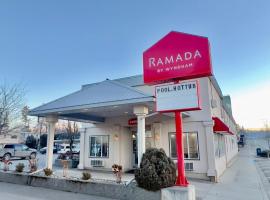 Ramada by Wyndham，位于克内尔的酒店