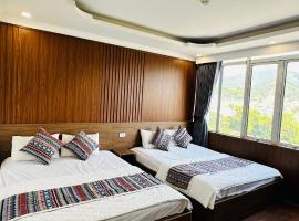 Minh Hoang Hotel & Homestay，位于高平的酒店