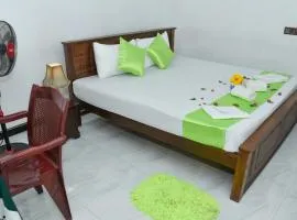 Prem Nadee Hotel