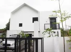 KLAB House - Guest House