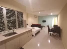 Laguna Apartment 2, Marina Island Homestay
