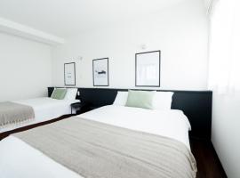 BREAKY HOTEL west coast，位于浦添的酒店