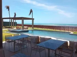 Flecheiras Casa beira mar com piscina privativa em condomínio