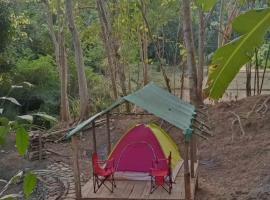 Eastdee Camping Ground，位于Lidlidda的酒店
