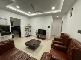 BMRAN Luxury serviced apartment，位于科钦阿巴德核购物中心附近的酒店
