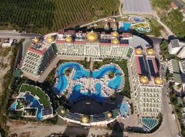 Alan Xafira Deluxe Resort & Spa-ULTRA ALL INCLUSIVE，位于阿拉尼亚的酒店