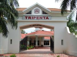 Hotel KPM Tripenta，位于帕拉克卡德的酒店
