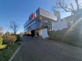 莫多酒店