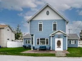 Luxurious 5 BR Home in the Heart of Sylvan Beach