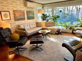 Swanky Midcentury Ranch