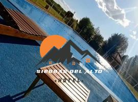 Sierras Del Alto Hotel，位于诺诺的酒店