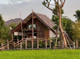 Nakhao Cottage，位于Ban Wat Tan的酒店