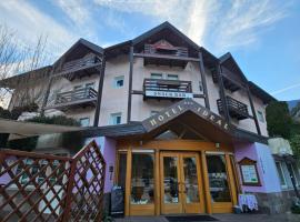 Hotel Ideal，位于Sarche di Calavino的酒店