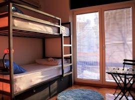 Blue Orange Hostel，位于斯科普里的青旅