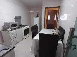 Apartamento de temporada perto do Parque Euclides Dourado