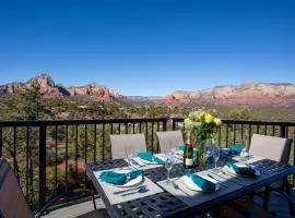 Awe Inspiring Red Rock Views with Hot Tub!