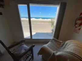 Depto Frente a la playa, con vista al mar