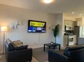 Glamorous 3 BR Villa with Double Garage